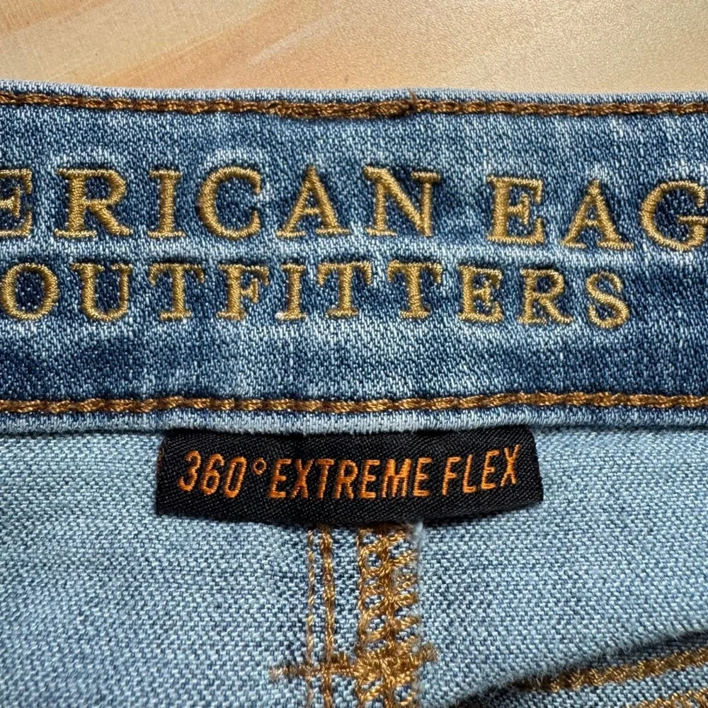American Eagle Jeans 29x30 Slim Fit Mens‎ 360 Extreme Flex Light Wash Blue Denim